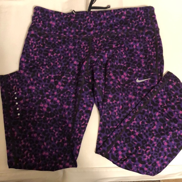 Nike DRI-FIT capris